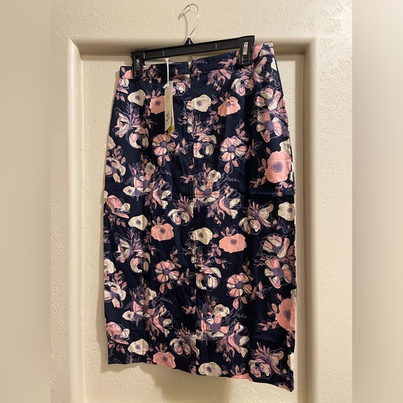NWT MATA TRADERS Mid Skirt Pencil Watercolor Size S - Picture 3 of 9
